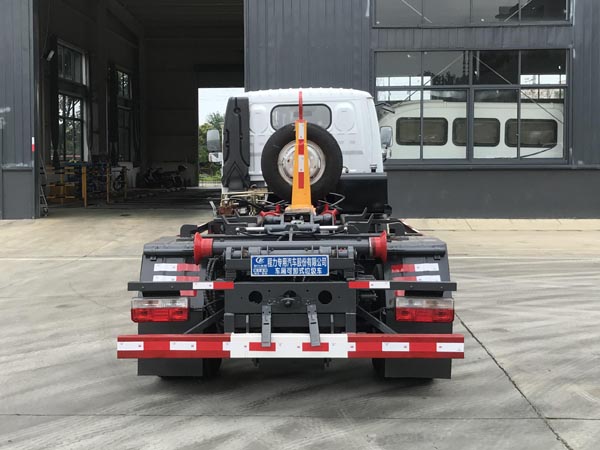 程力威牌CLW5040ZXX6ZS型車(chē)廂可卸式垃圾車(chē)